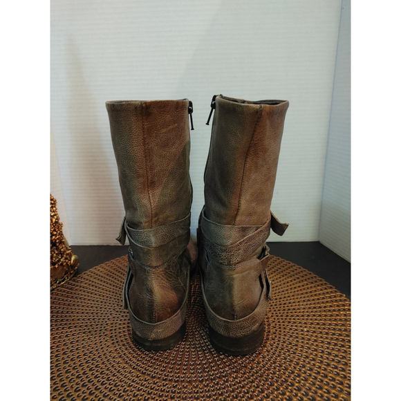 Vera Wang Lavender Kippy Moto Ankle Leather Boots Size 8.5M - Picture 6 of 8